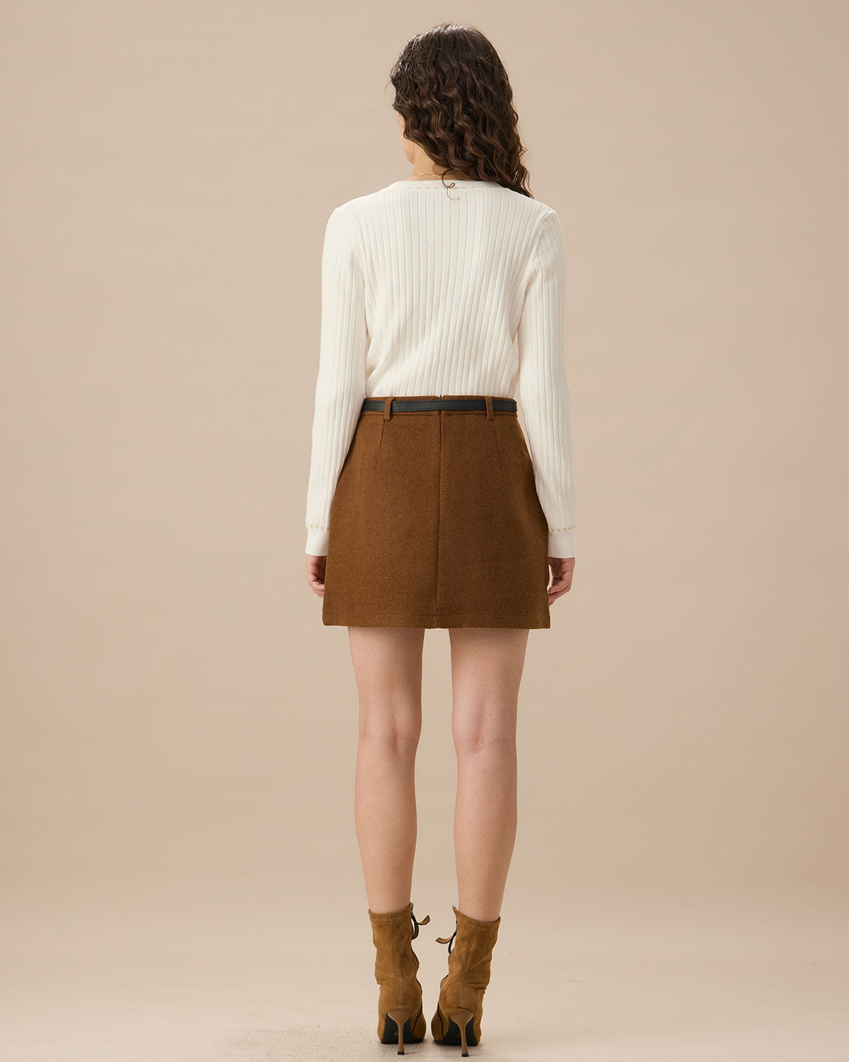 Ella Paris™ | Cardigan blanc contrasté à simple boutonnage