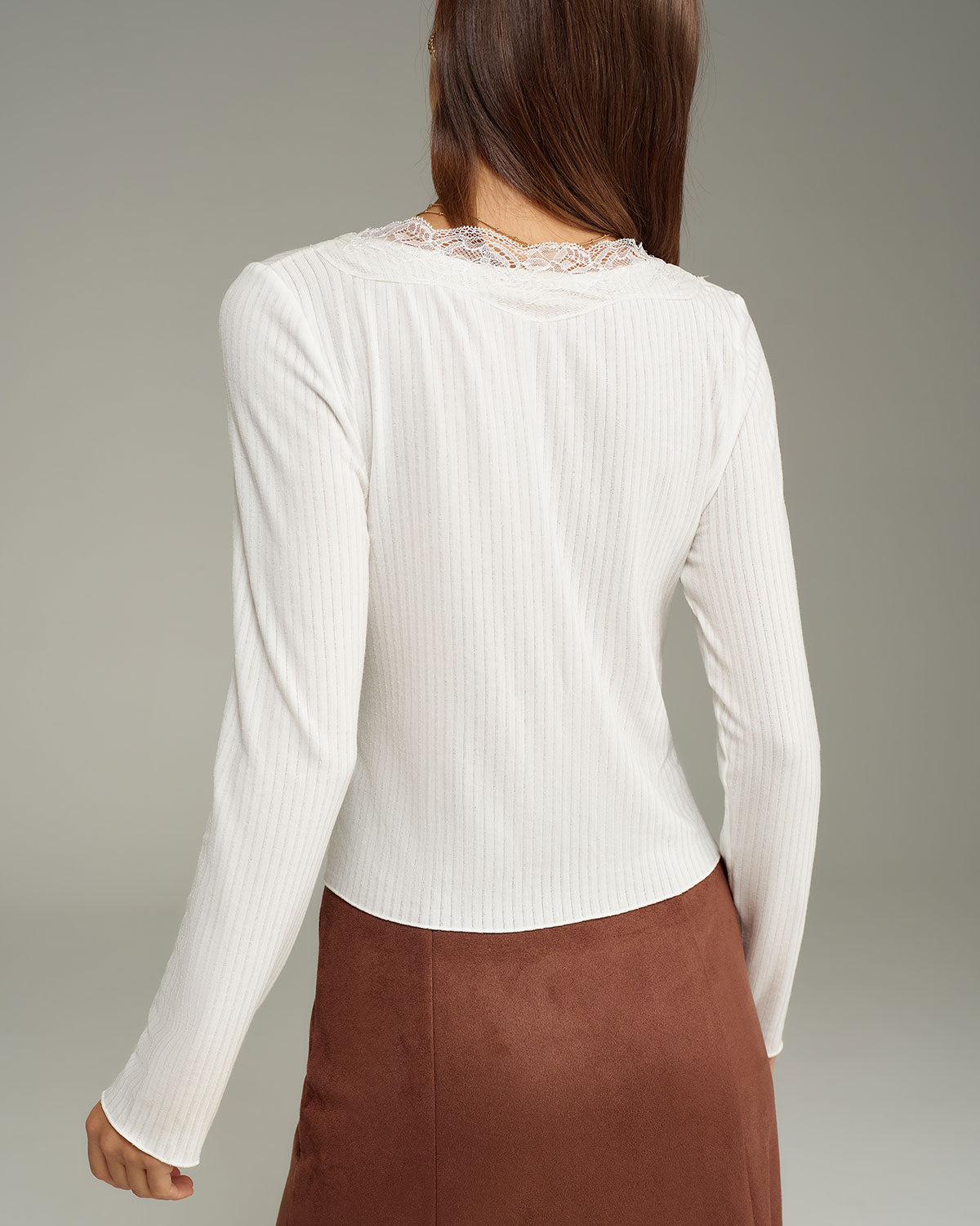 Ella Paris™ | Cardigan blanc en tricot à col en V