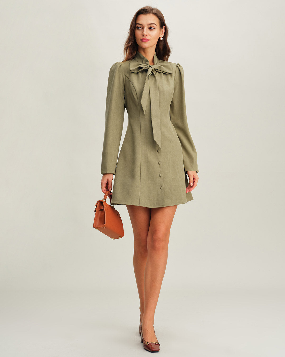 Ella Paris™ | Robe mini trapèze verte à col noué