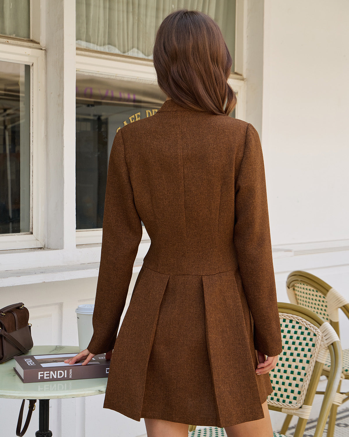 Ella Paris™ | Mini robe à ligne A froncée et boutonnée