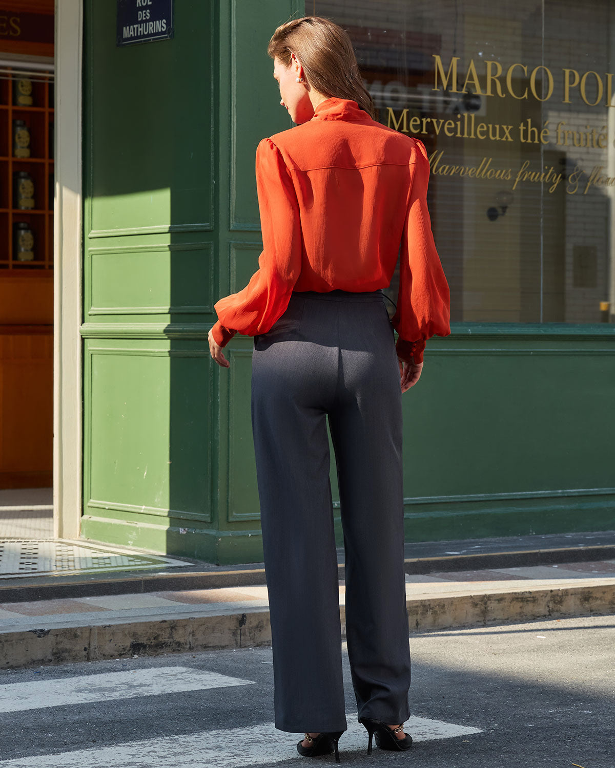 Ella Paris™ | Pantalon droit à taille naturelle gris