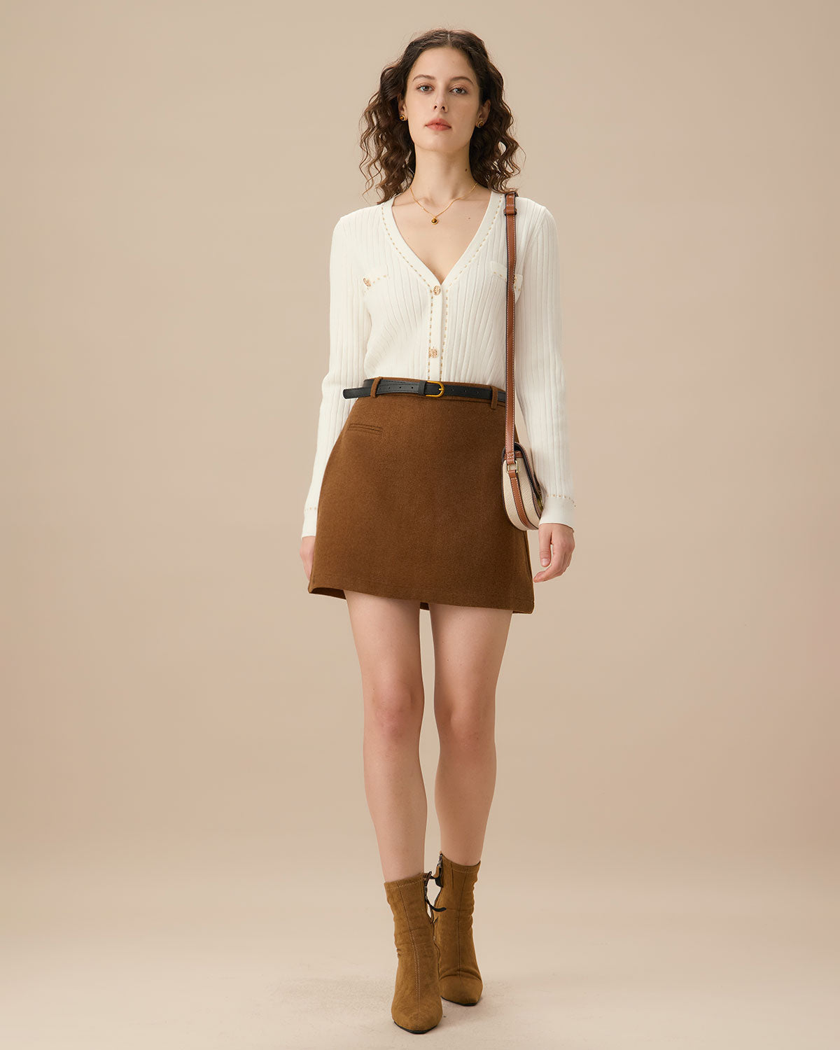 Ella Paris™ | Cardigan blanc contrasté à simple boutonnage