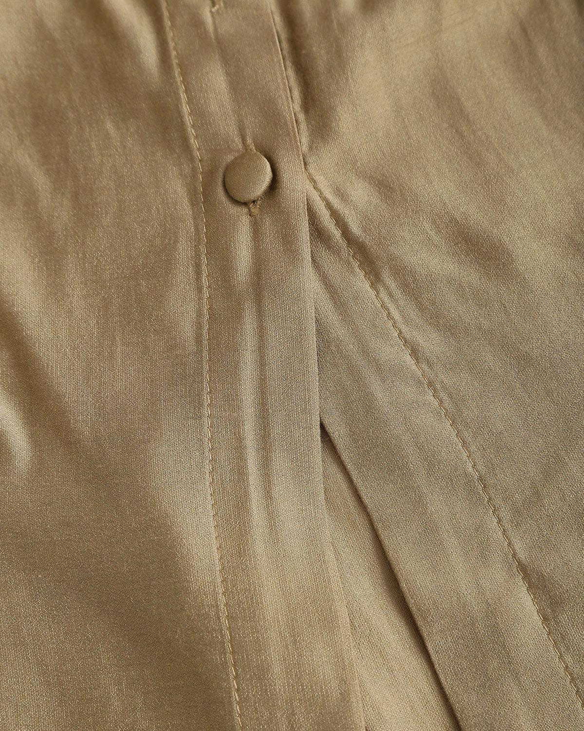 Ella Paris™ | Chemise à col V et manches cloche kaki