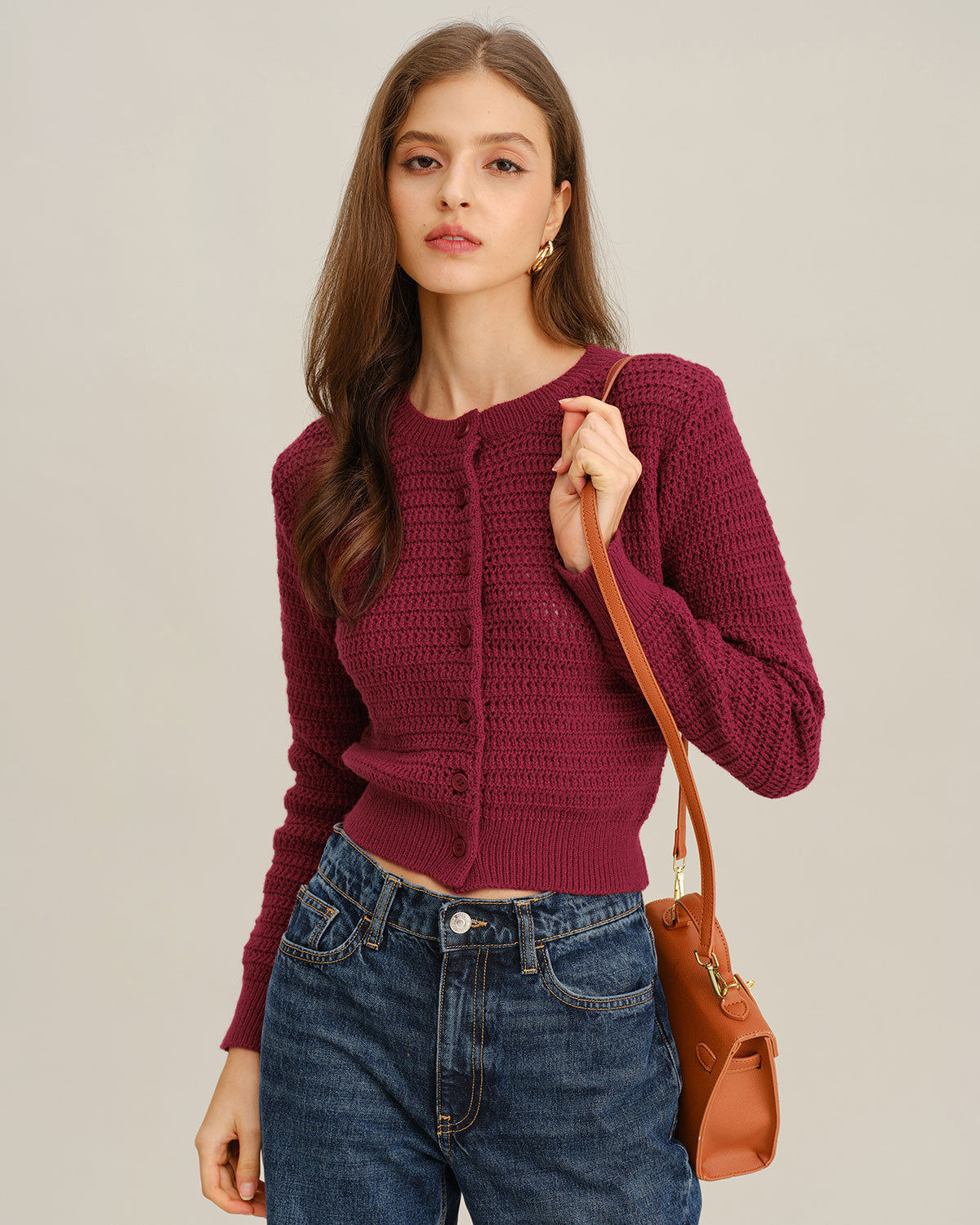 Ella Paris™ | Cardigan en maille rouge bordeaux à col rond et boutonnage simple