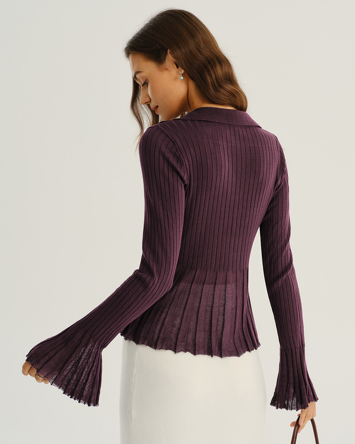 Ella Paris™ | Cardigan en tricot côtelé à boutons violet