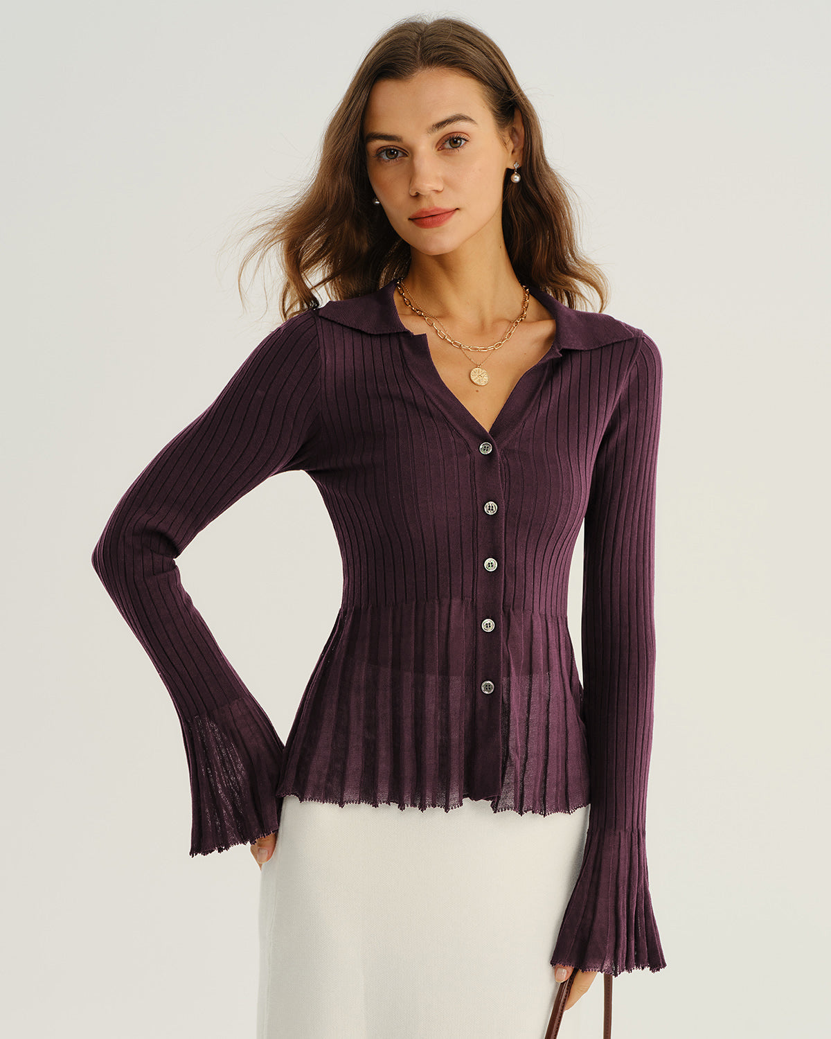 Ella Paris™ | Cardigan en tricot côtelé à boutons violet