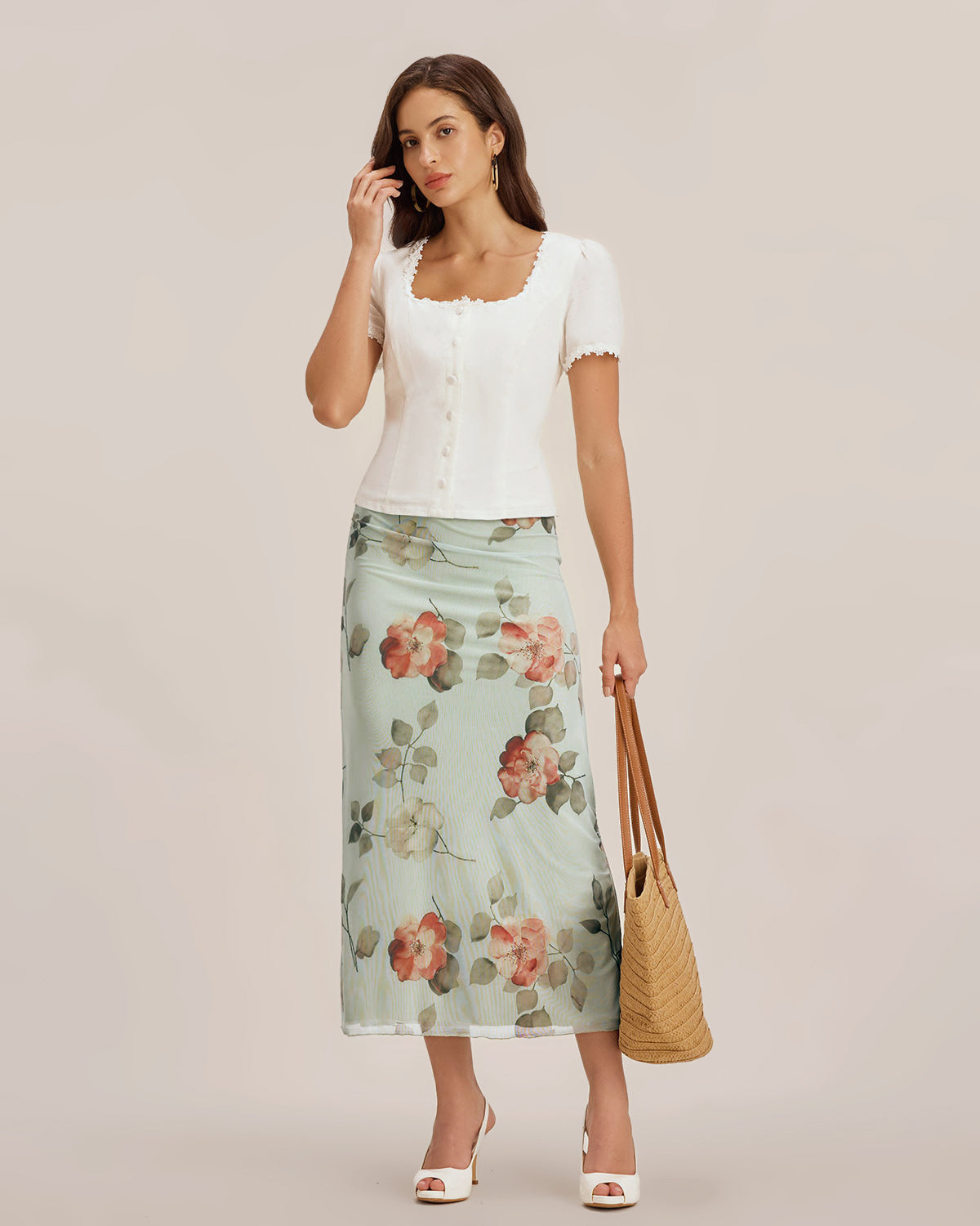 Ella Paris™ | Chemisier blanc à col carré et dentelle boutonnée