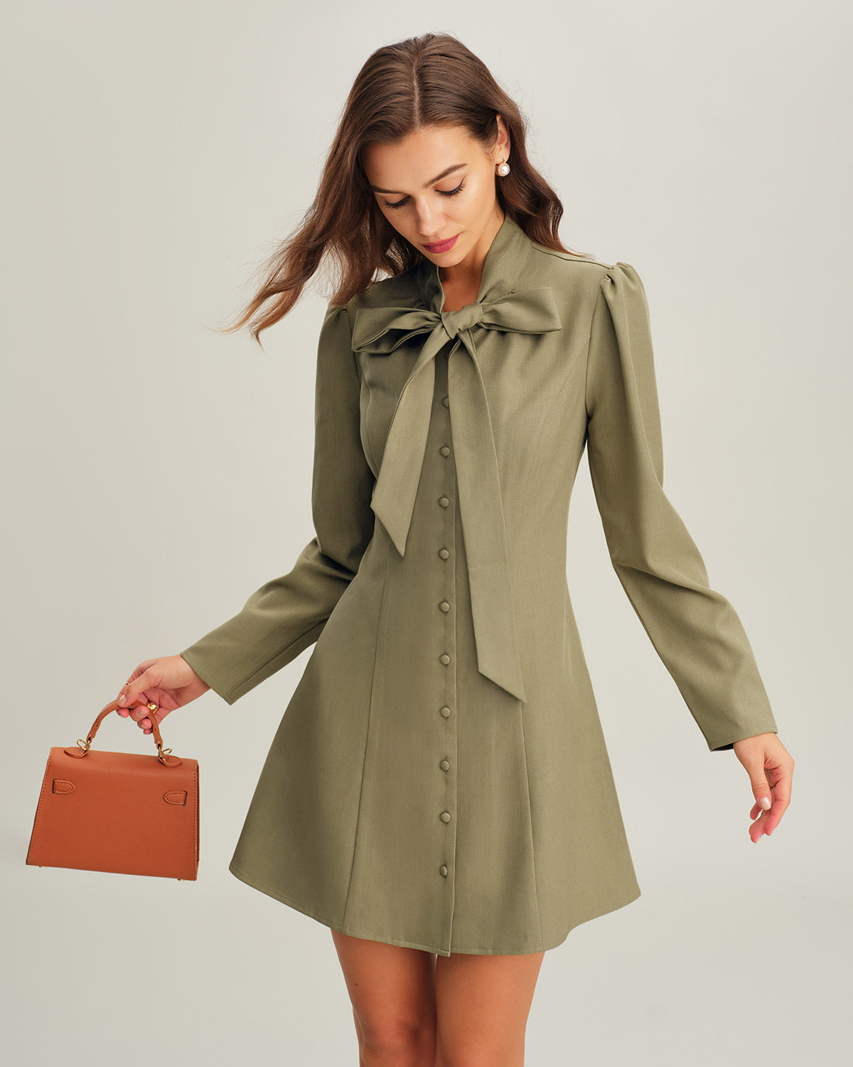 Ella Paris™ | Robe mini trapèze verte à col noué