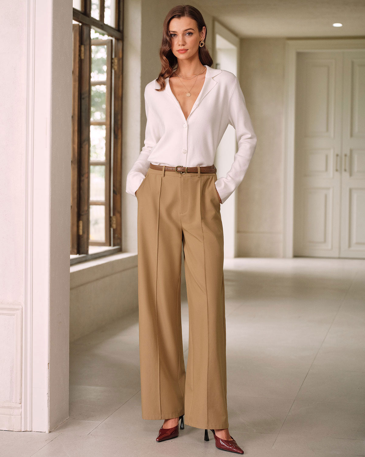 Ella Paris™ | Pantalon droit à poche naturelle kaki