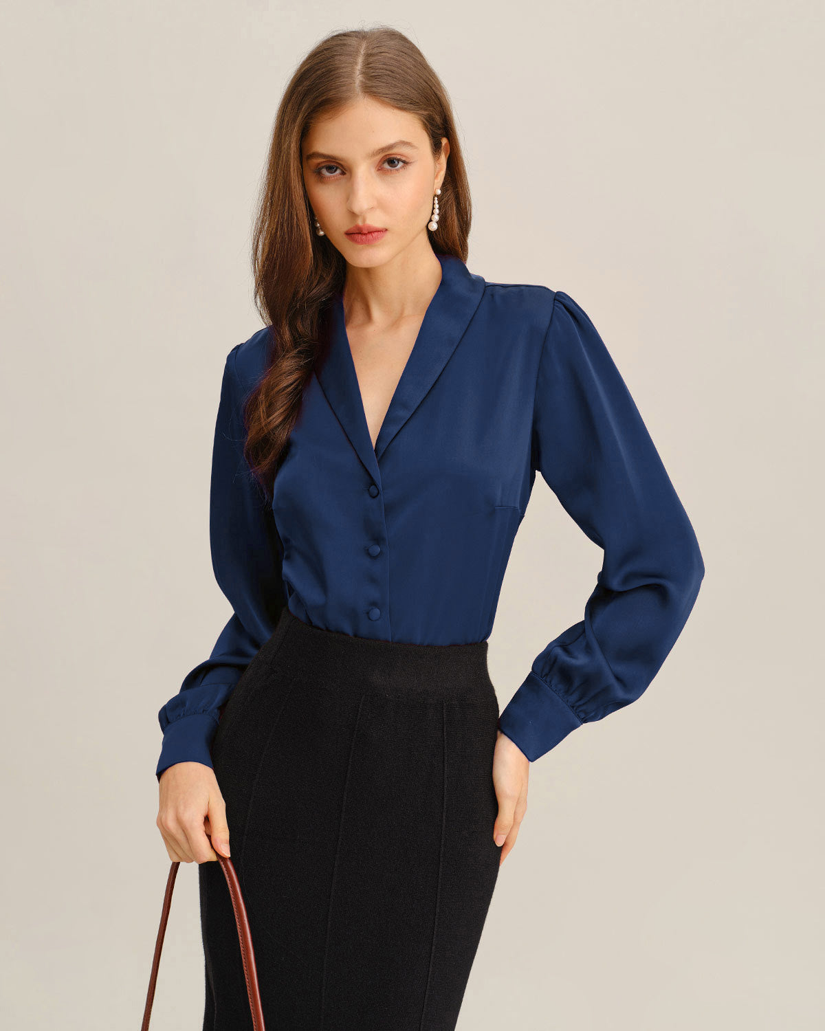 Ella Paris™ | Chemise en satin marine